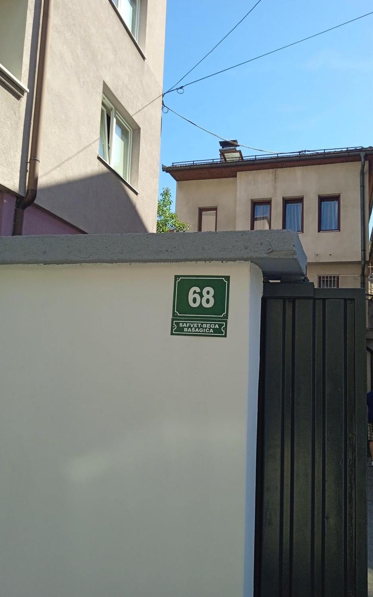 Hostel Center Luxury Сараево Экстерьер фото